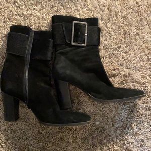 Stylish Leather block heeled boots